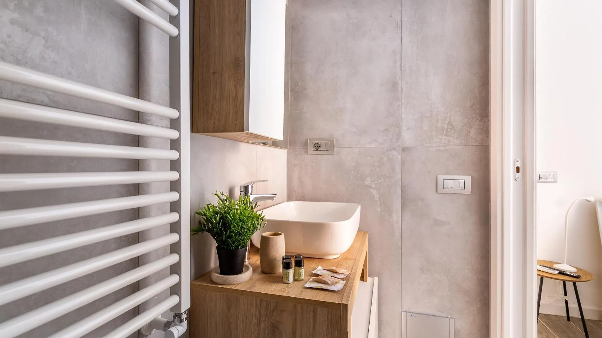 Iflat Radiant Retreat In Esquilino Apartment Rome
